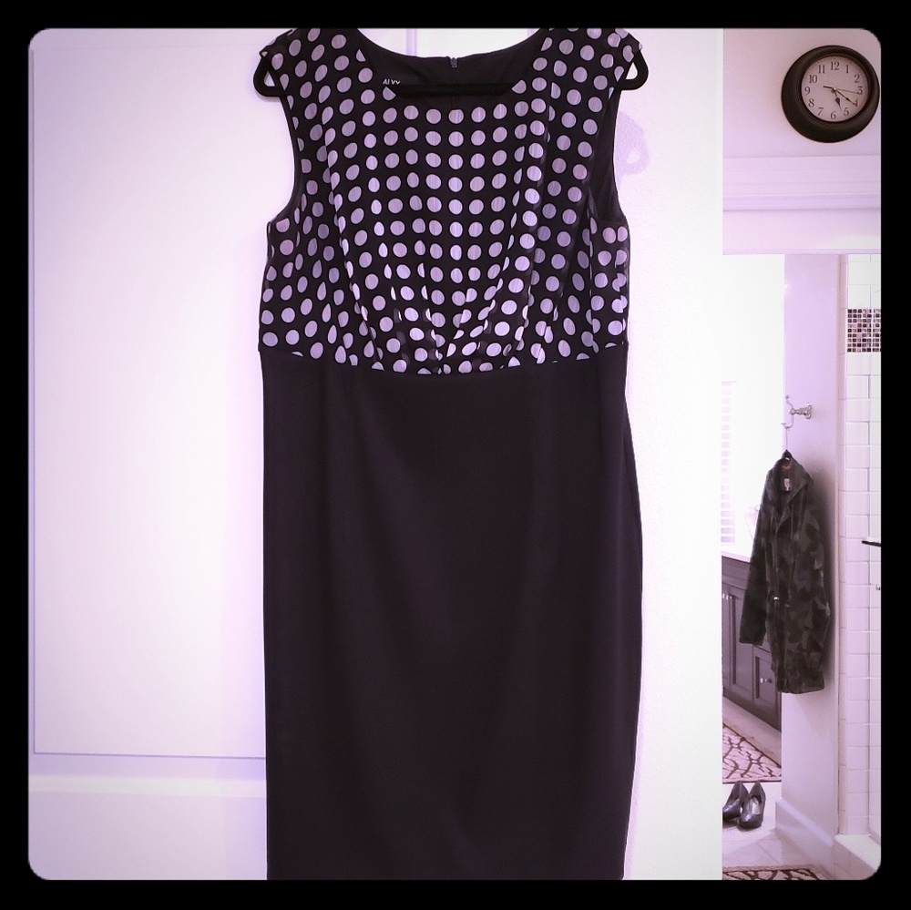 Polka Dot Pinup Sheeth Dress